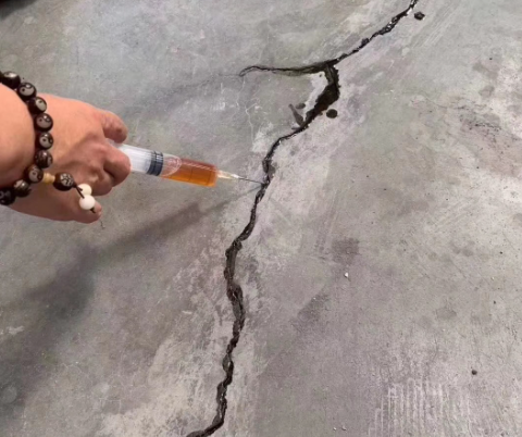 慈利混凝土裂缝修补技术详解​